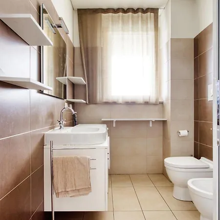Giaxtower Gym & Pool Bright Space 6' Piano Daire