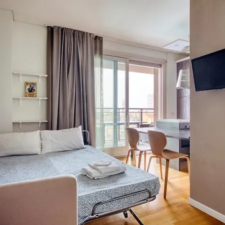 Giaxtower Gym & Pool Bright Space 6' Piano Daire *